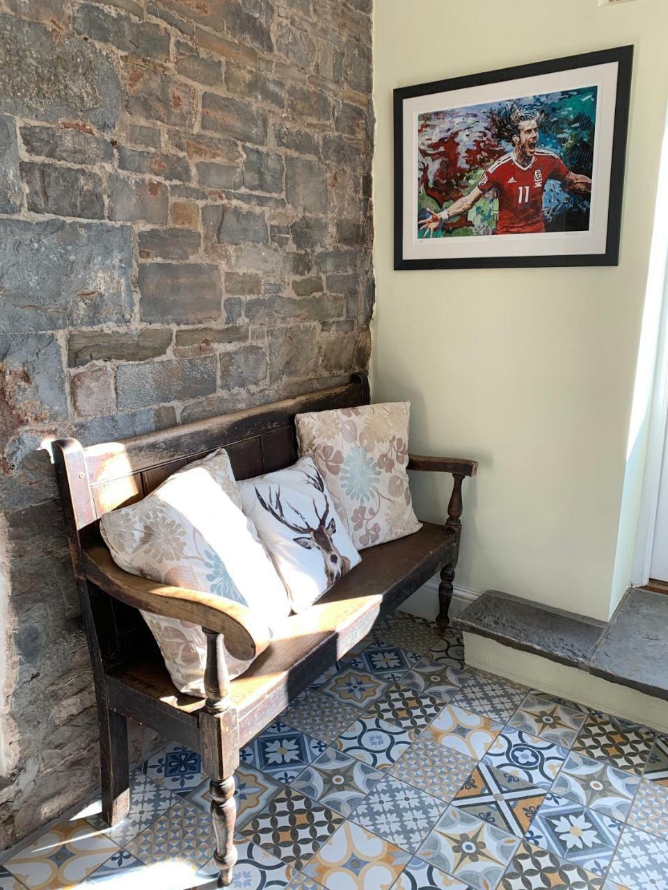 Pontyclerc Farm House Bed And Breakfast Ammanford Exterior photo